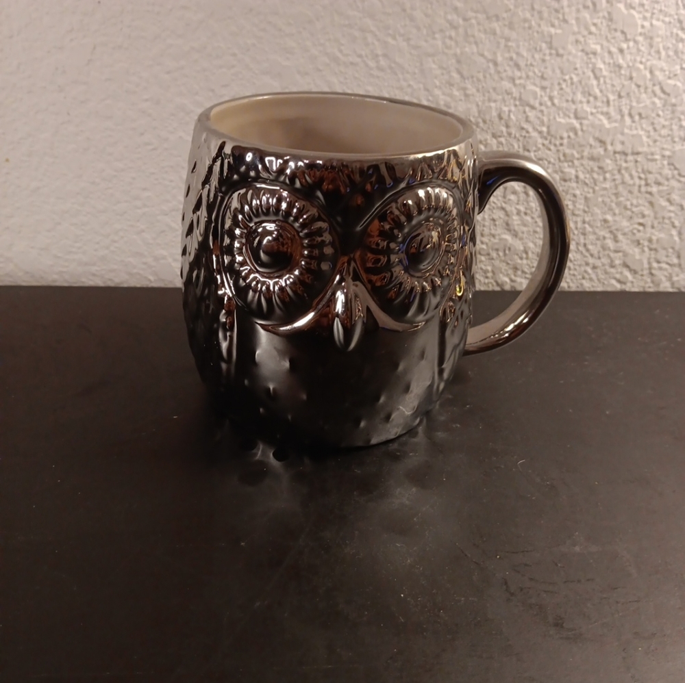 GORGEOUS NEW West Elm Oversized Owl Coffee Mug.